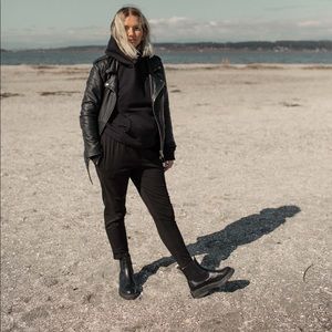 Black maternity joggers